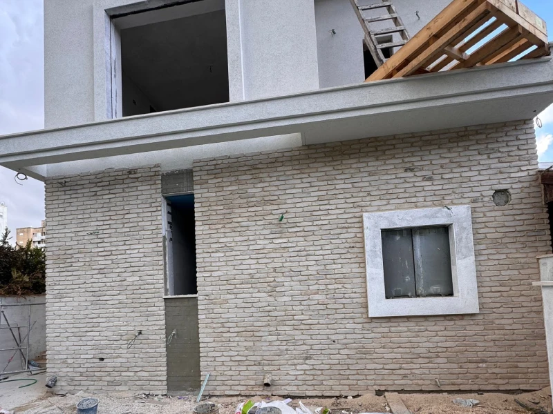 פרויקט מכירה והתקנה של בריק חיצוני לבן פירוקים